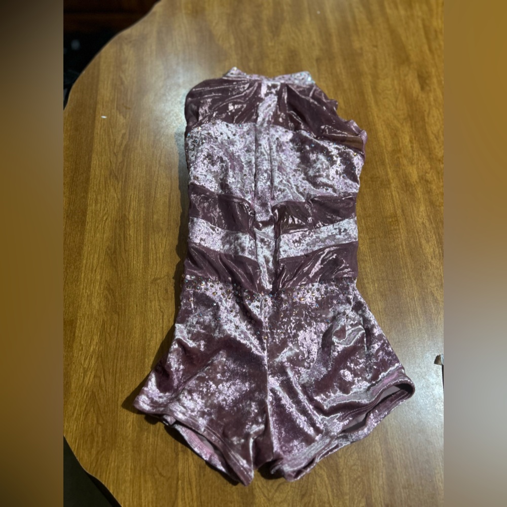 Meekell Couture collection, short dance suit size large
